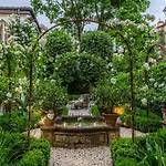 Casa Vanny, An With Private Garden 卢卡