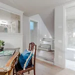 Casa Vanny, An With Private Garden