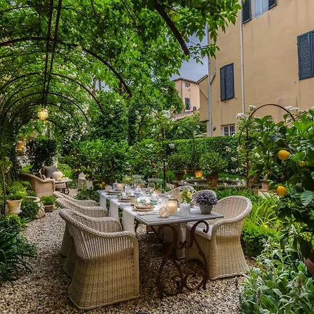 公寓 Casa Vanny, An With Private Garden