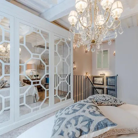 Casa Vanny, An With Private Garden Appartamento *