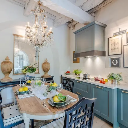 Casa Vanny, An With Private Garden Appartamento Lucca