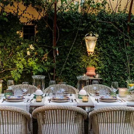 Casa Vanny, An With Private Garden Appartamento Lucca