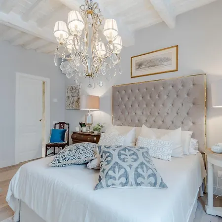 Casa Vanny, An With Private Garden